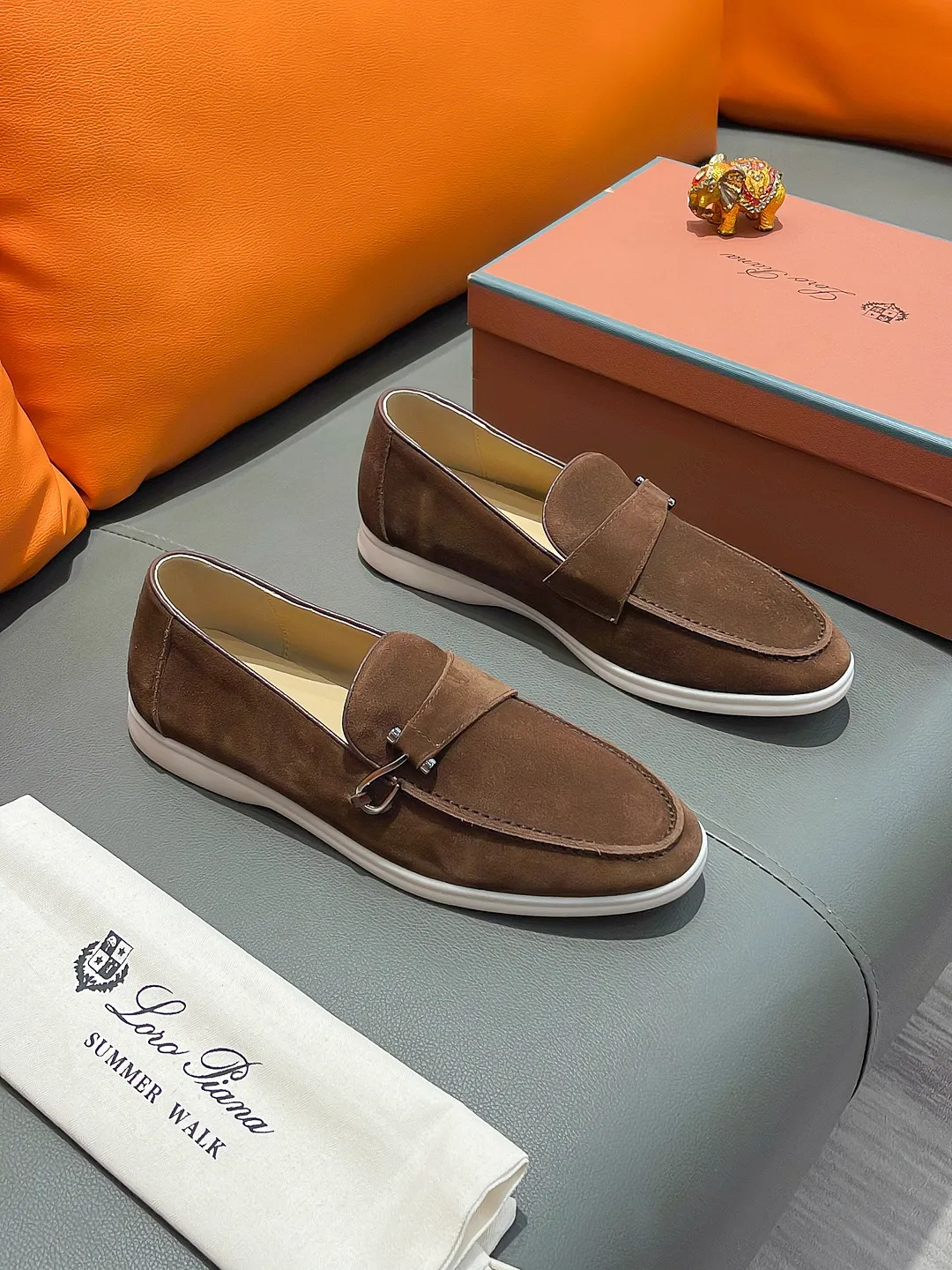 Men's shoes LORO PIANA "LP" P420 Regular size: 38-44 (casual shoes) Product materials: Selected high-mercerized suede upper, comfortable sheepskin lining; original outsole.